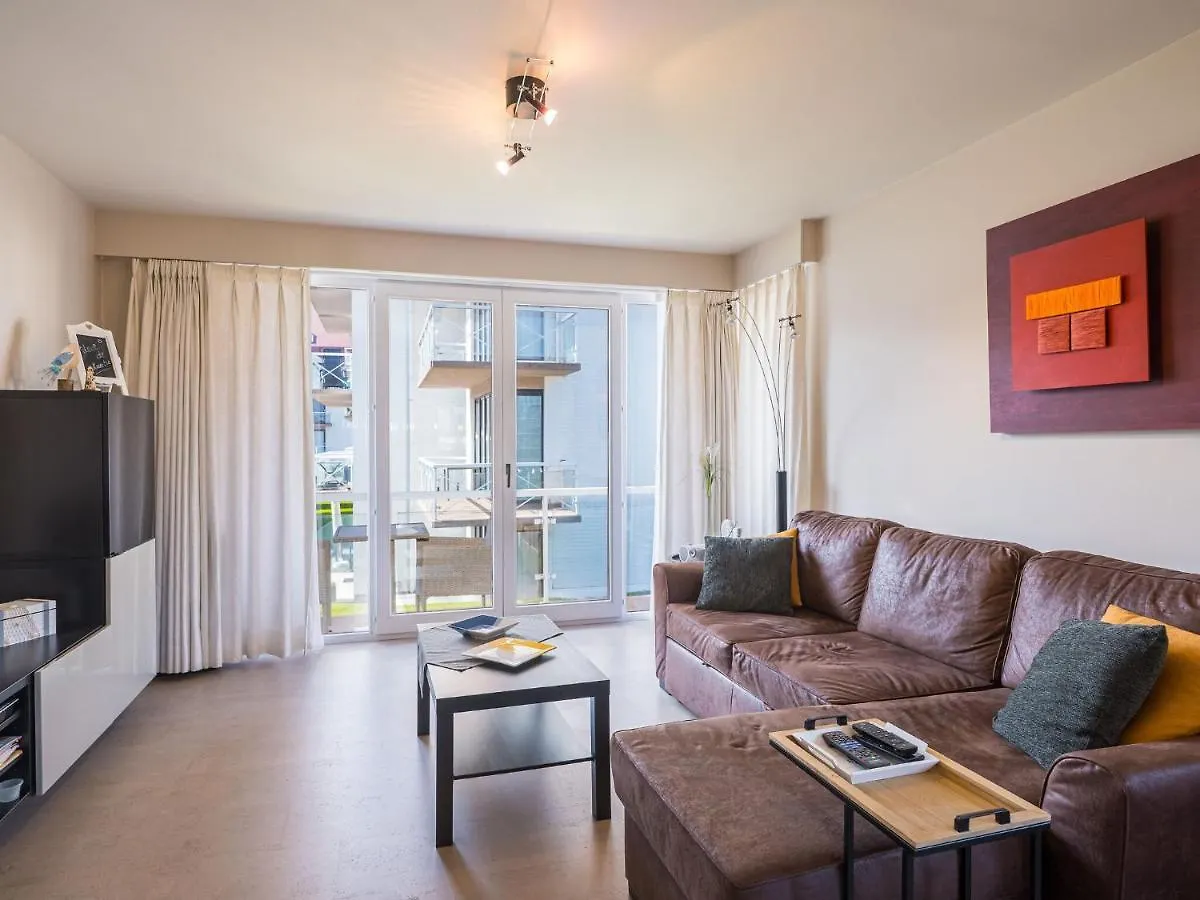 Cosy Apartment Near The Center 米德尔克尔克