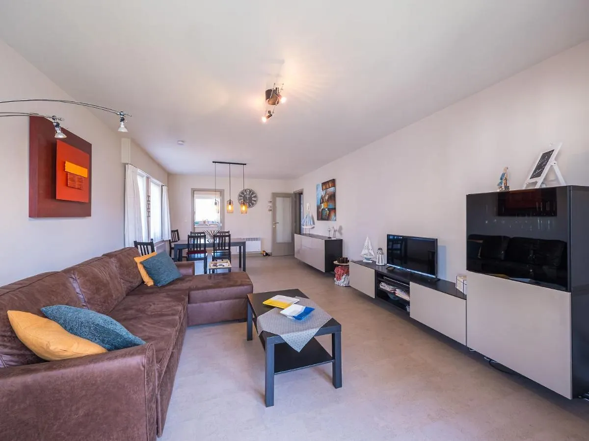 Cosy Apartment Near The Center 米德尔克尔克 0*,  比利时