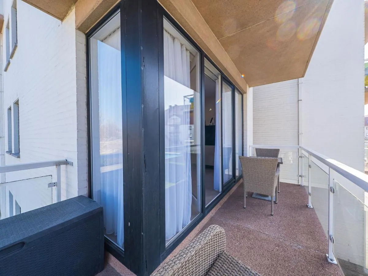 Cosy Apartment Near The Center 米德尔克尔克 0*,